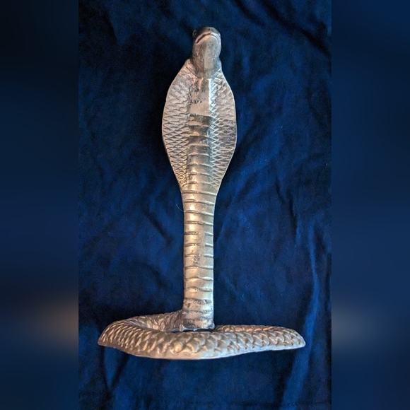 Vintage Brass King Cobra - Picture 2 of 5